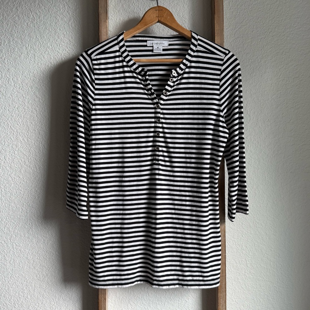 Liz Claiborne Black & White Striped Top sz: Med